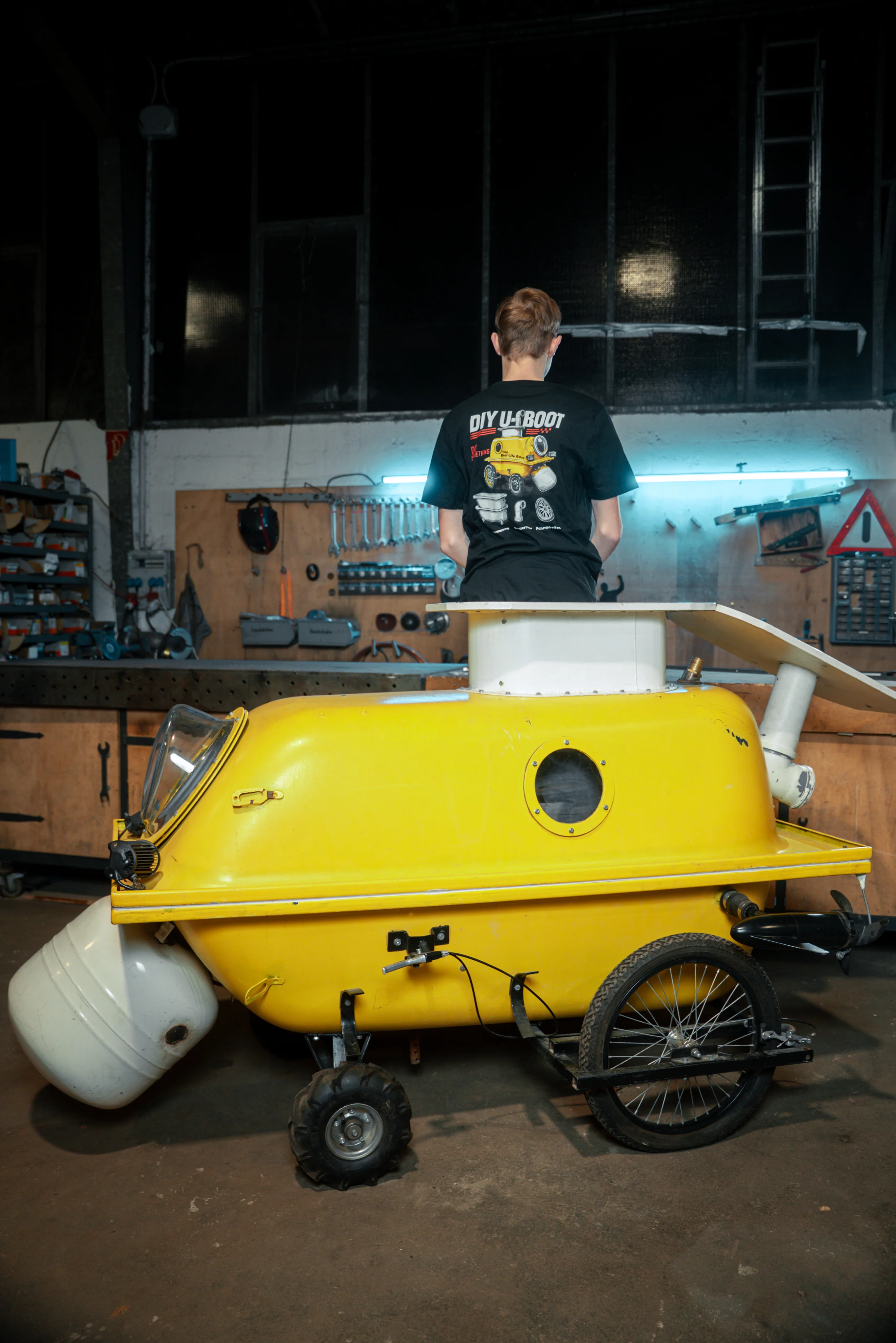U-Boot T-Shirt - Image 5